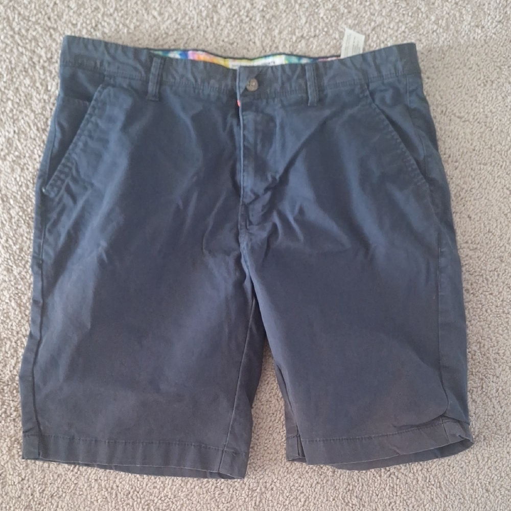 Men's Navy Shorts Size 32